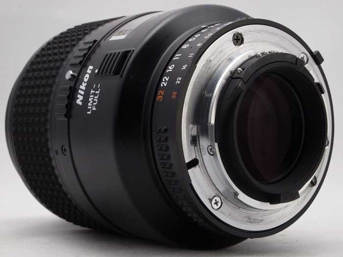Nikon AF Micro 105mm F2.8/D
